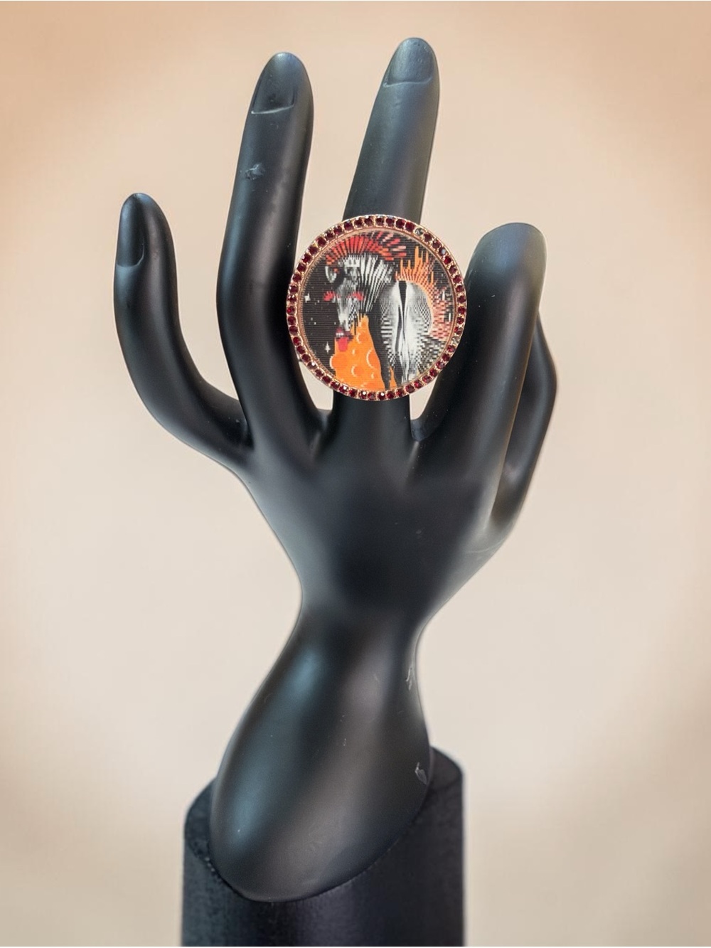 NWT MARC JACOBS Black Lenticular Zebra Statement Ring NWT Orange Black